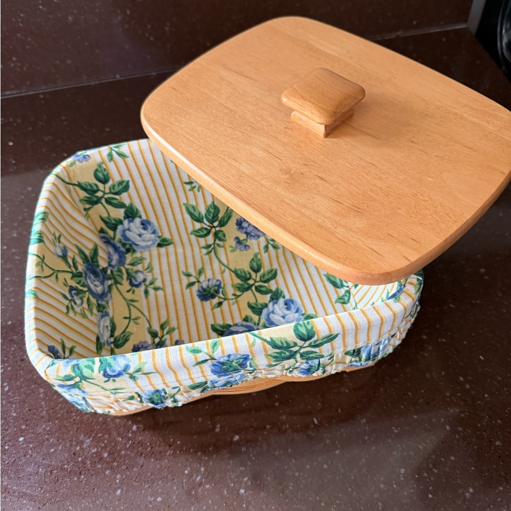Longaberger Handwoven Natural Basket